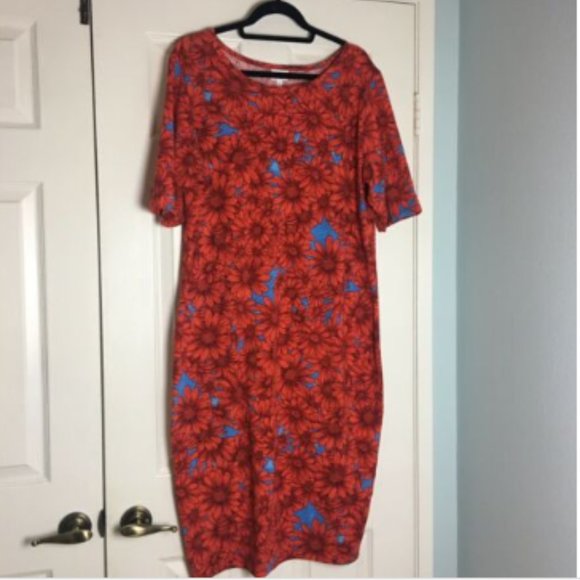 LulaRoe Julia Dress 3XL Red/Orange Flowers w/ Blue - Picture 3 of 6